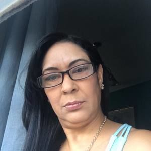 Meet your Posher, Alexandra